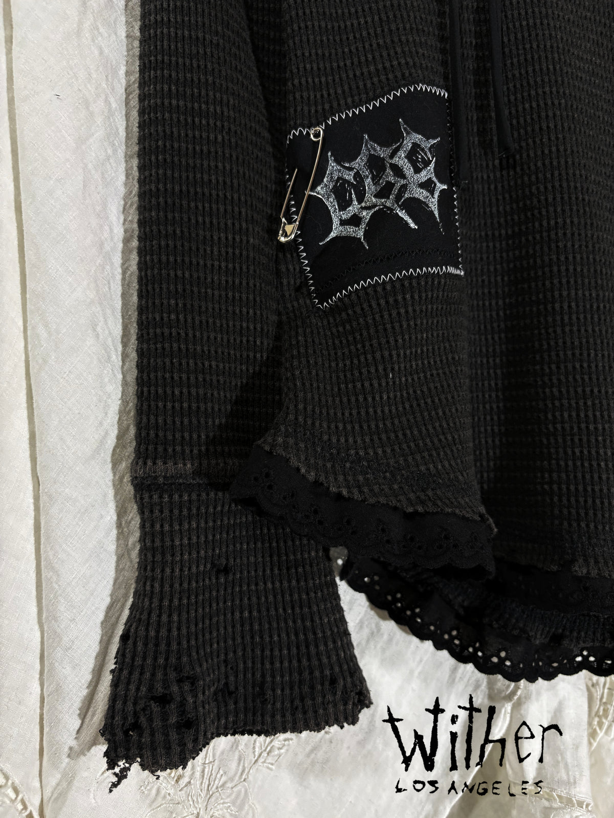 [Wither] Lace Bandage Waffle Knit