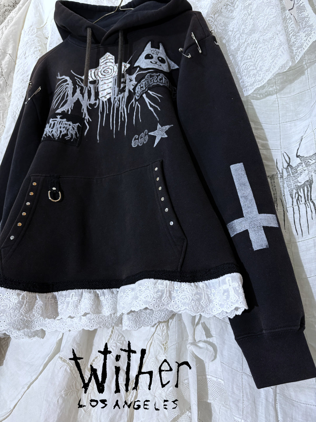 [Wither] Lace Bandage Pullover
